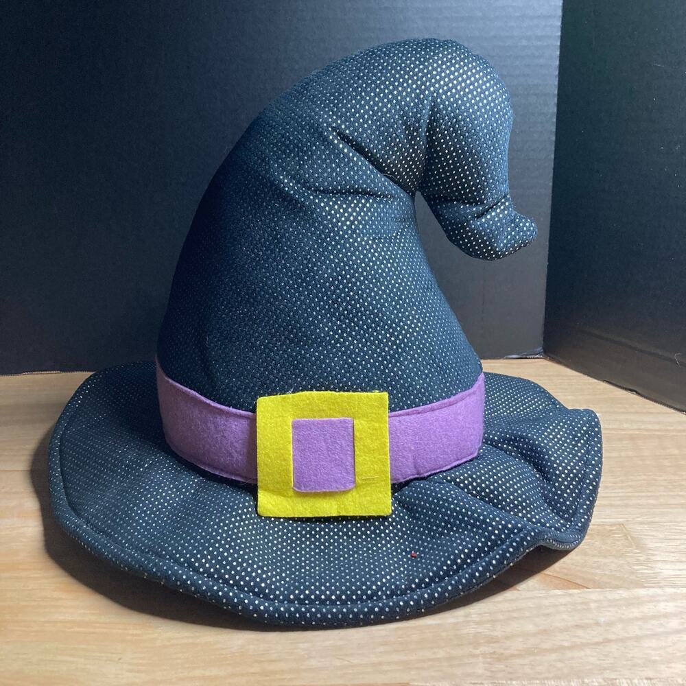 Witch Hat Plush Stuffed Holiday Decor Unbranded Blk Wht Purple. Pre-Owned